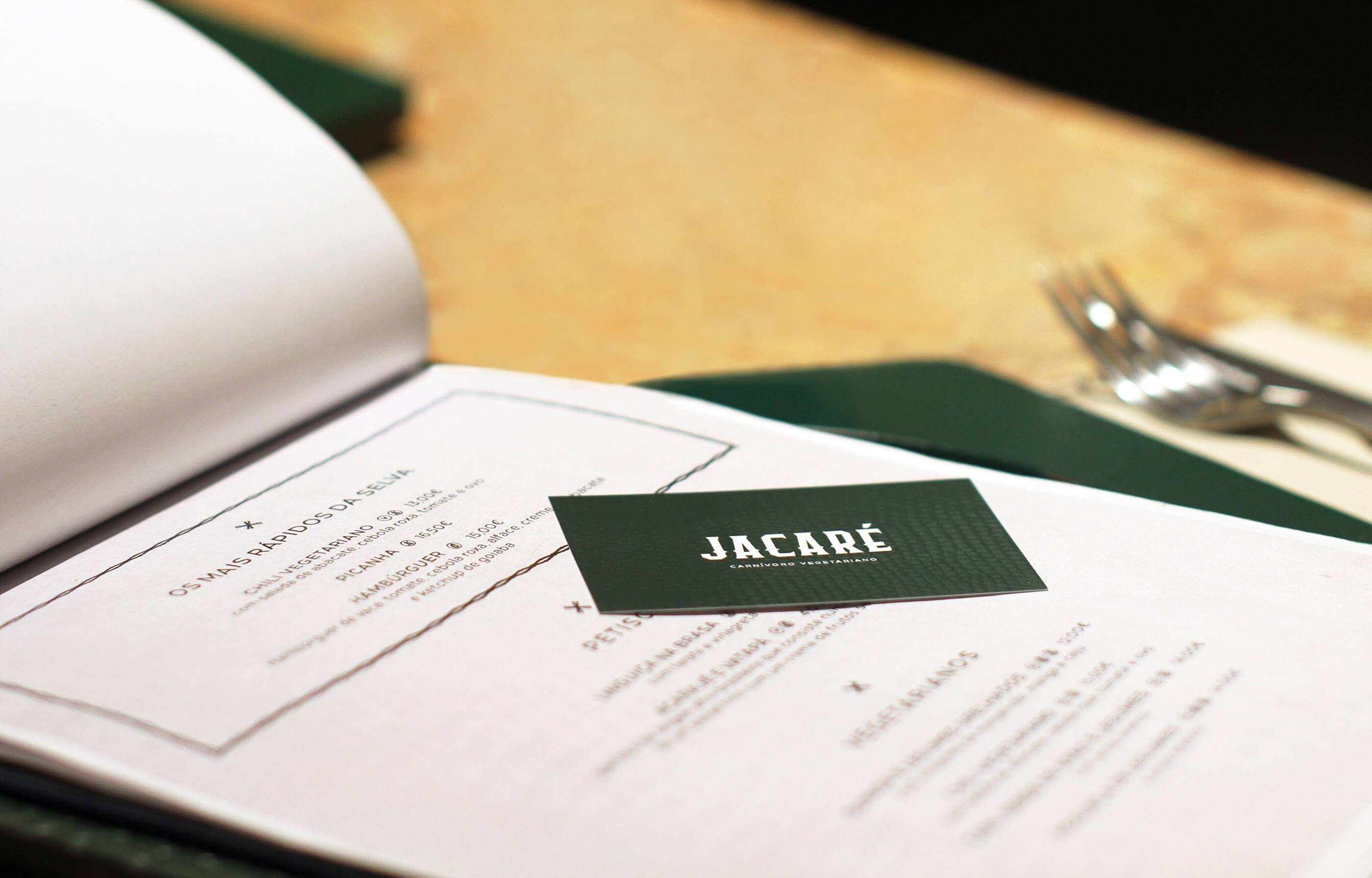 João Fonseca - Freelance Graphic Designer | Jacaré